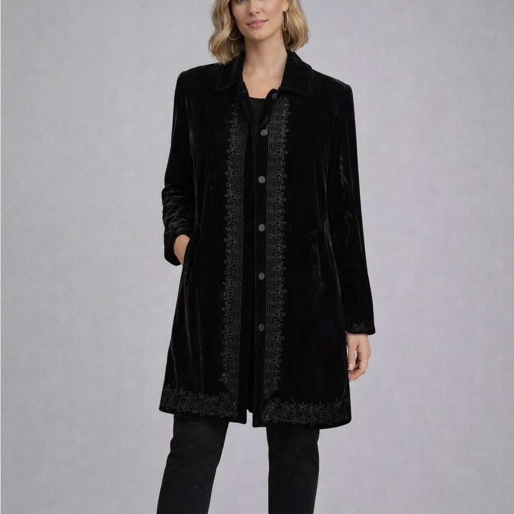 Tahari Black Velvet silk Blend  Embroidered Duster Coat Medium